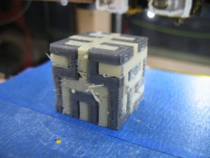 http-::www.3ders.org:articles:20120128-dissolvable-support-material-used-for-3d-printing-gearbox-and-hilbert-cube.html